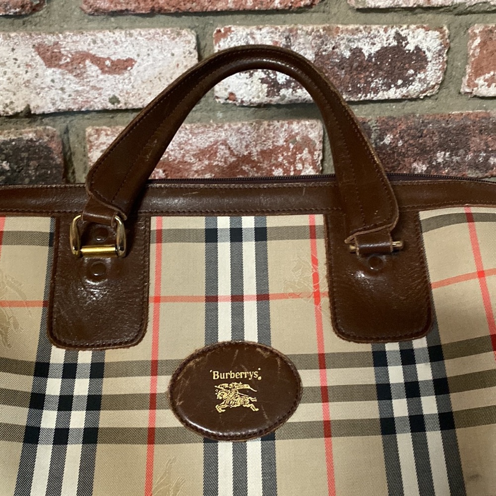 VINTAGE Burberry’s Nova Check Duffle/Travel Bag - Picture 6 of 17